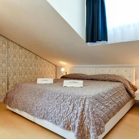 Blumarin 3*